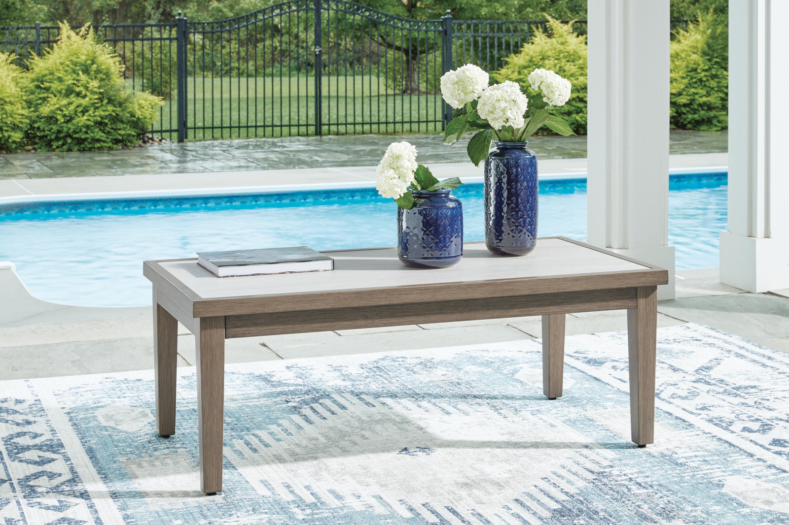 Rainier Ranch Outdoor Sofa and 2 Chairs with Coffee Table