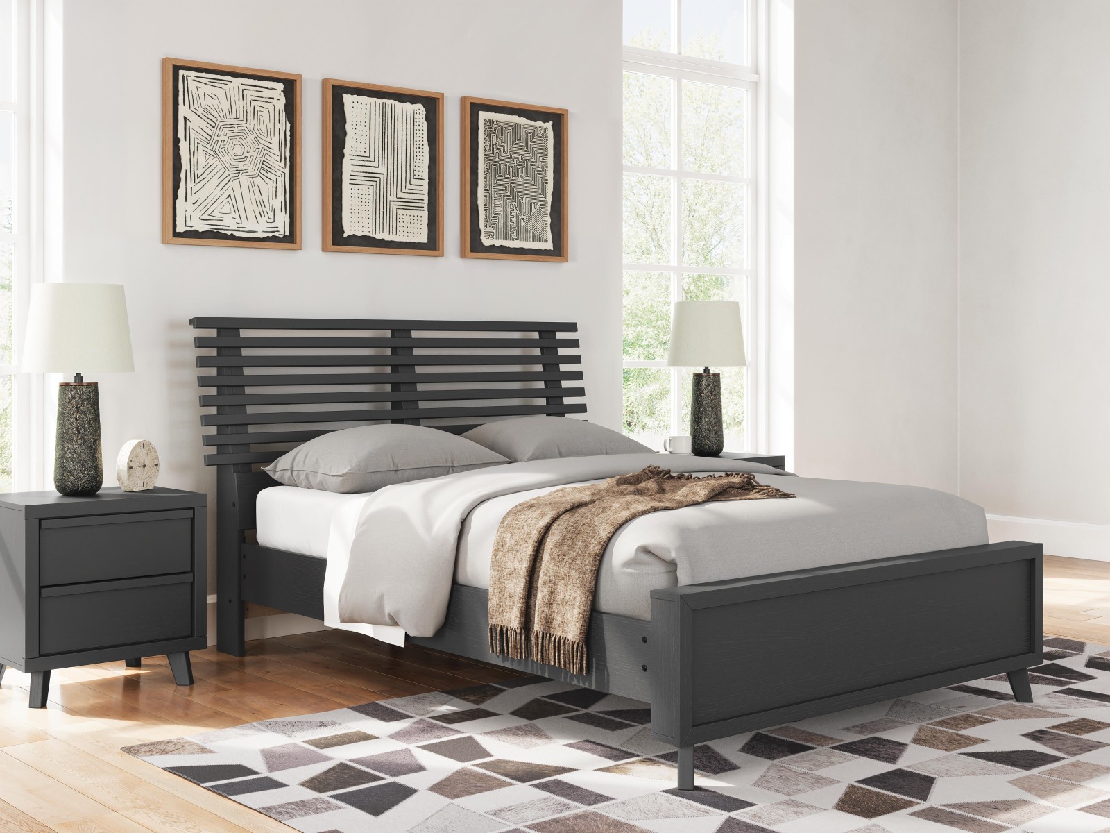 Danziar Full Slat Panel Bed
