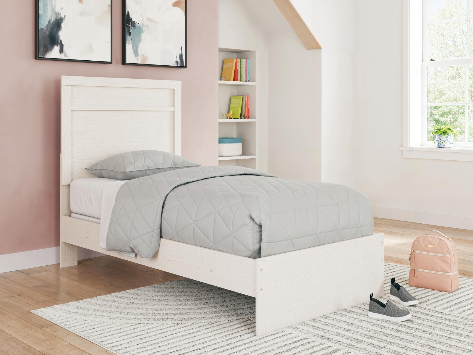 Stelsie Twin Panel Bed