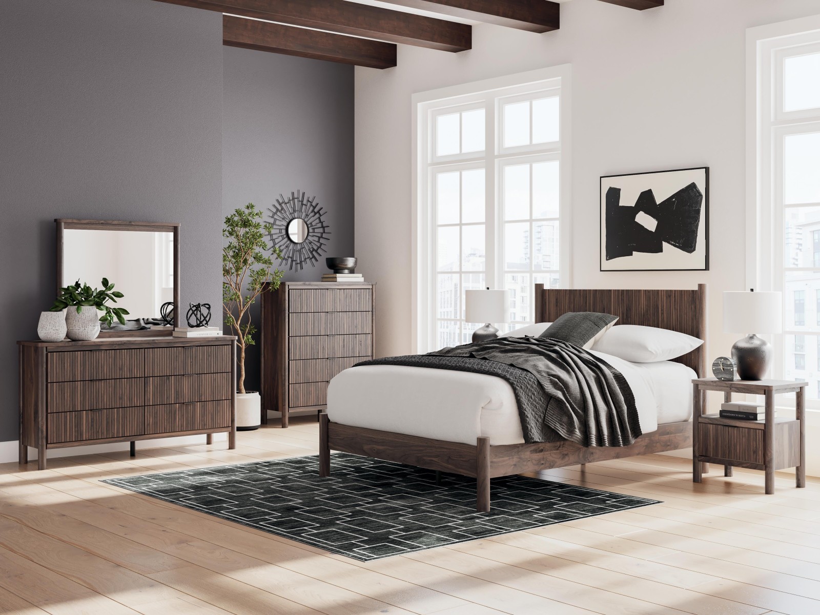 7 pc Pamytta Queen Bedroom Set
