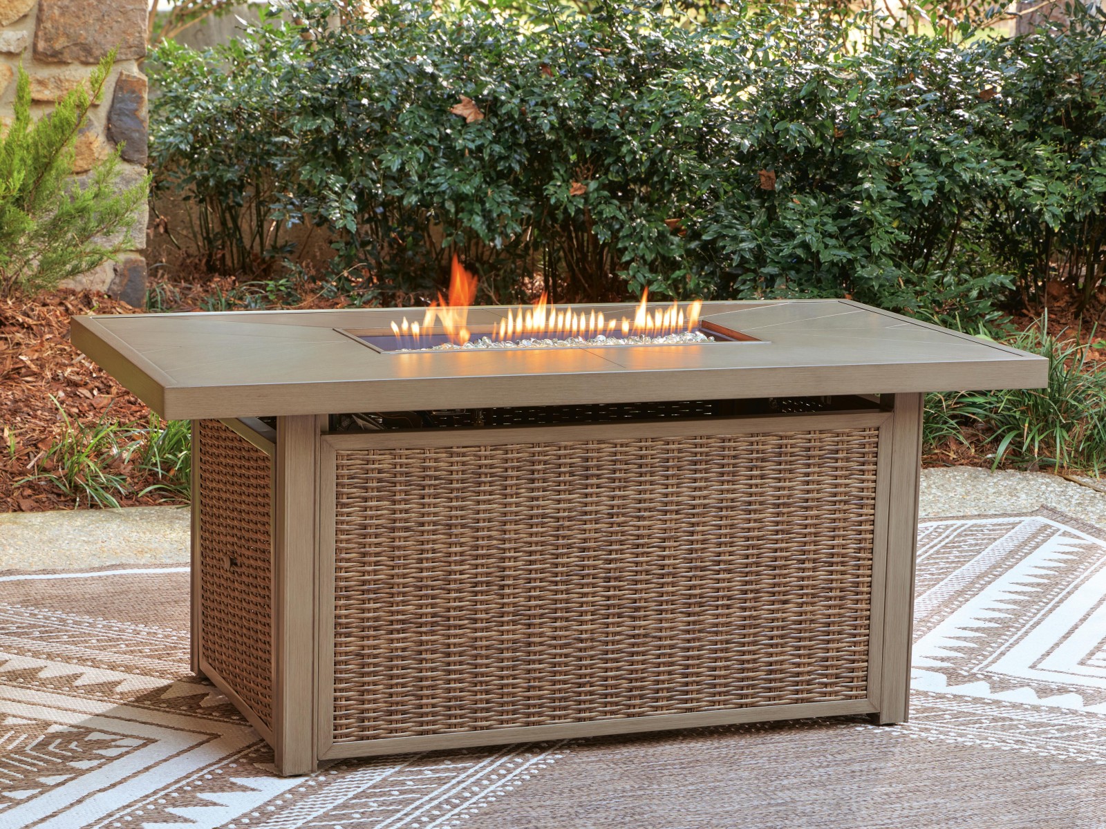 Laguna Heights Outdoor Fire Pit Table