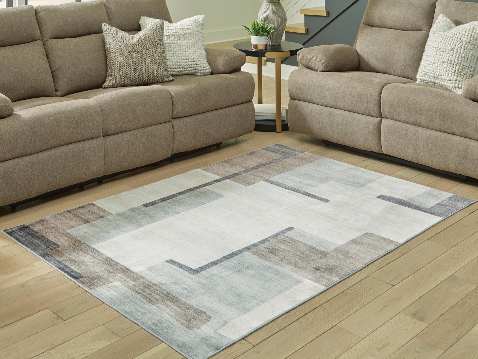 Larkport Washable 5' x 7' Area Rug